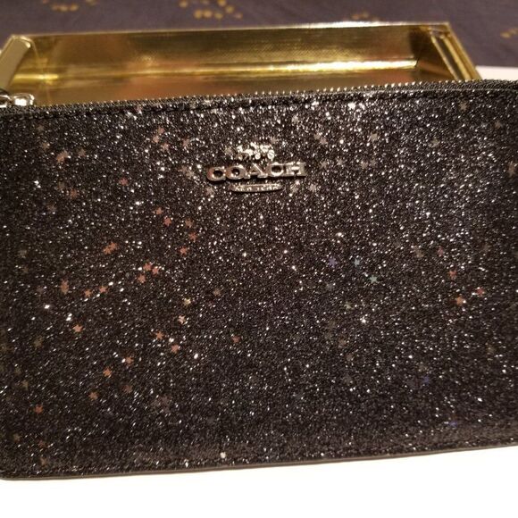 BRAND NEW COACH WRISTLET WALLET - Picture 9 of 15
